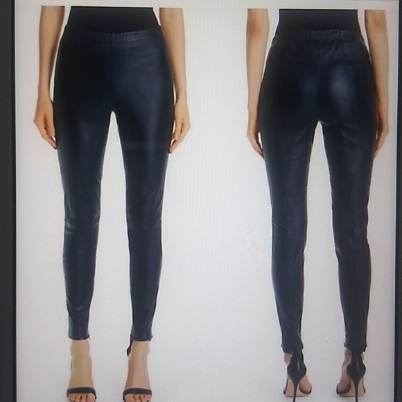 St. John Pants - SOLD 💕St. John Napa Leather Stretch Pants